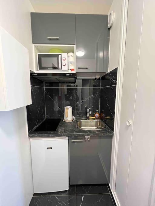 Cosy Studio Balcon Paris Montparnasse Luaran gambar